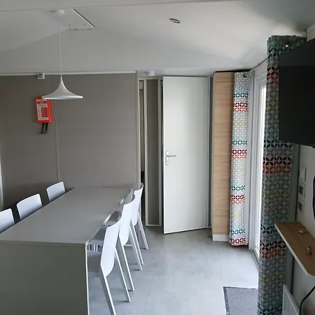 Mobil 4 Personne 营地