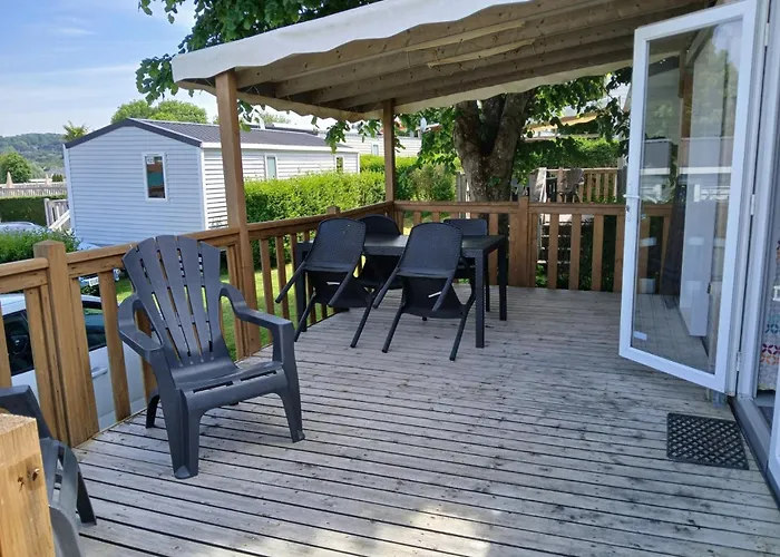 Mobil 4 Personne Кемпинг *