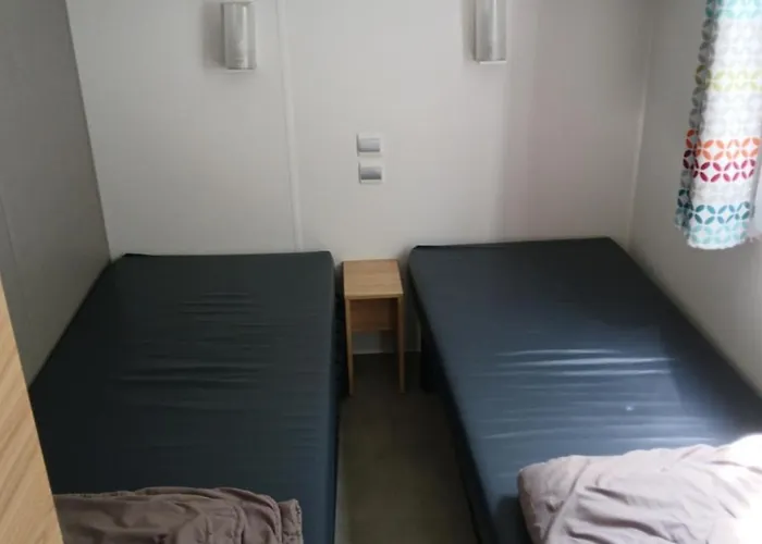 Кемпинг Mobil 4 Personne *